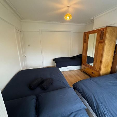 דבלין Big Family Room In Room At 2 Iveragh Rd-4 מראה חיצוני תמונה